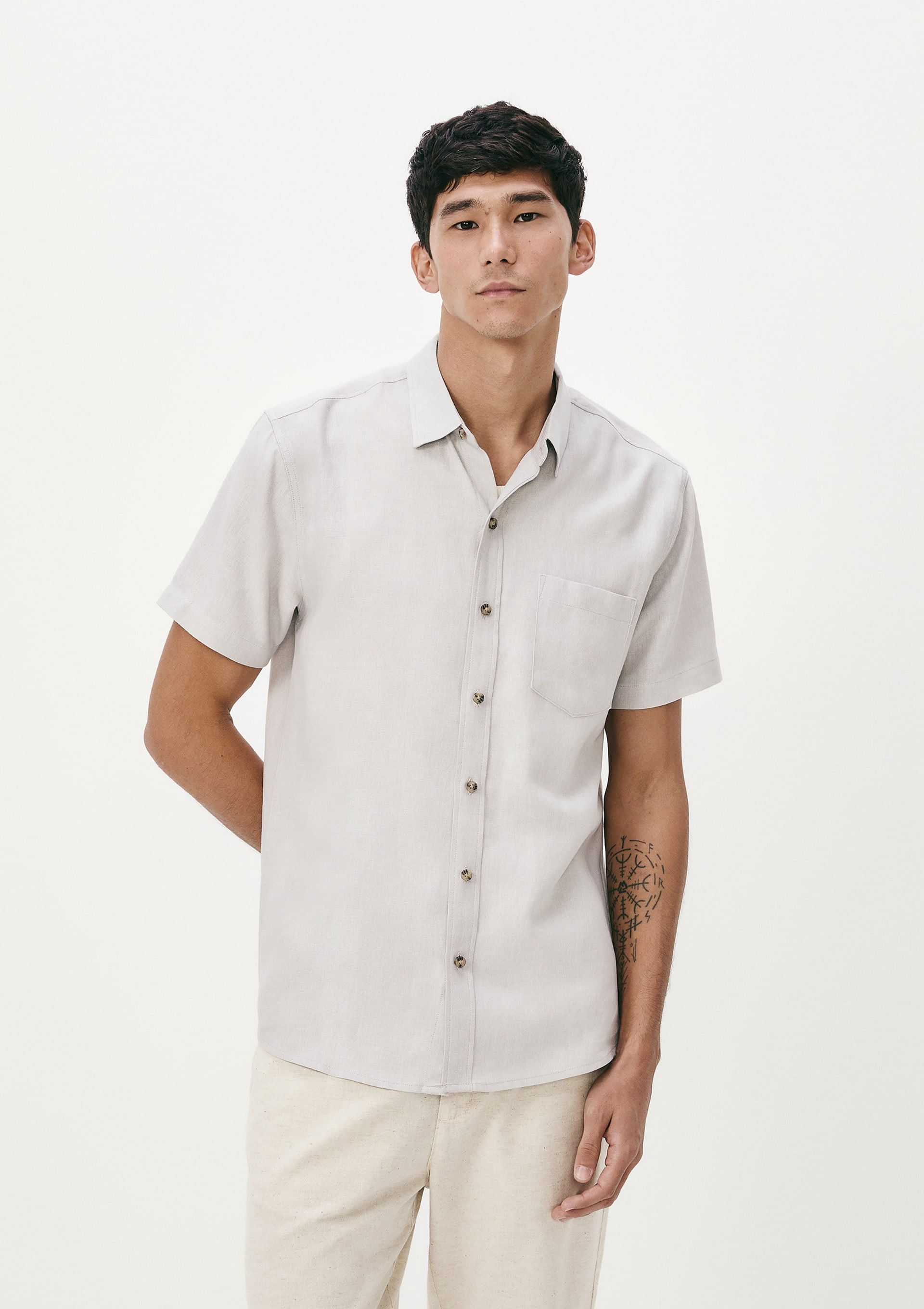 Camisa Básica Masculina Manga Curta Em Linho - Cinza