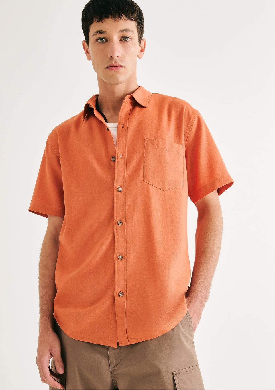 Camisa Básica Masculina Manga Curta em Linho - Laranja