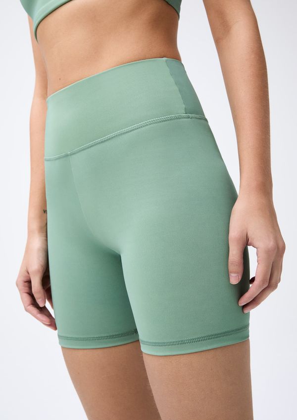 Bermuda Esportiva Feminina Biker com Fio LYCRA® - Verde G