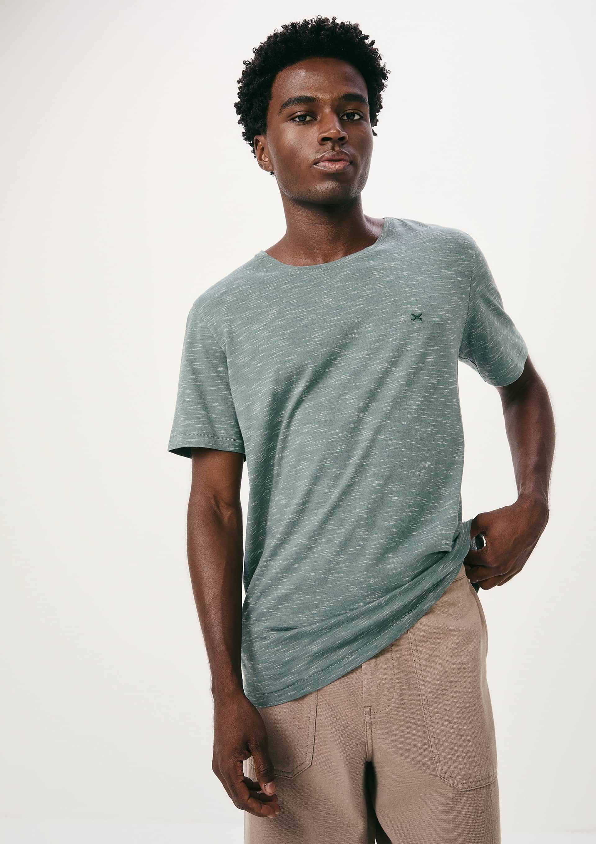Camiseta Básica Masculina Em Malha Jet - Verde