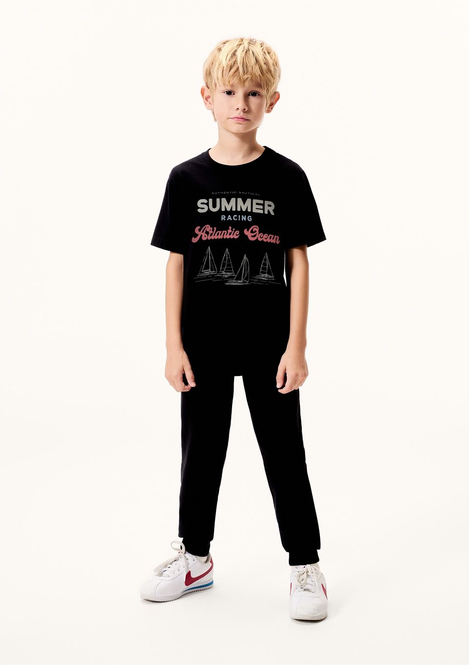 Camiseta Infantil Menino Manga Curta com Estampa - Preto