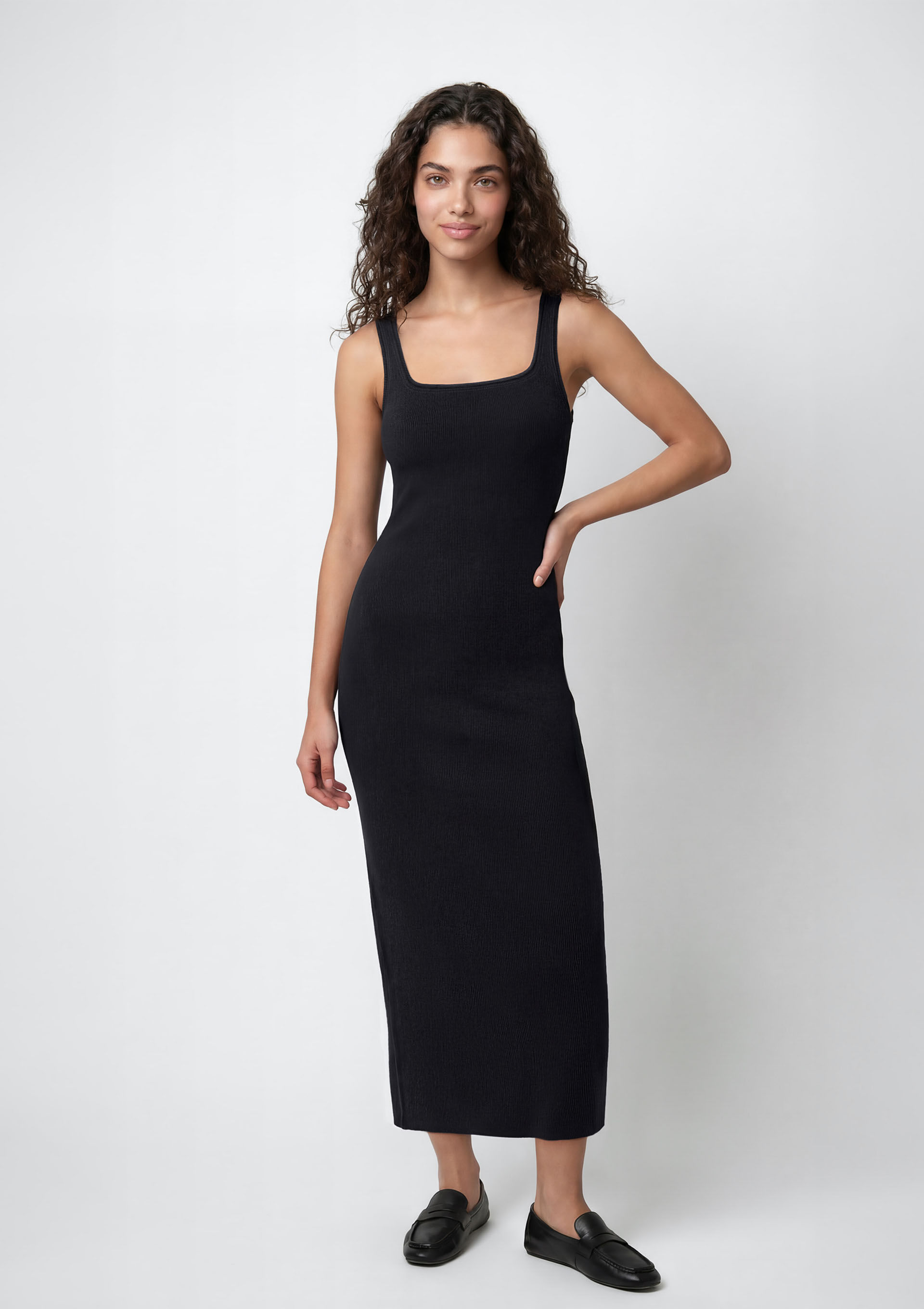 Vestido Midi Em Ribana Canelada - Preto