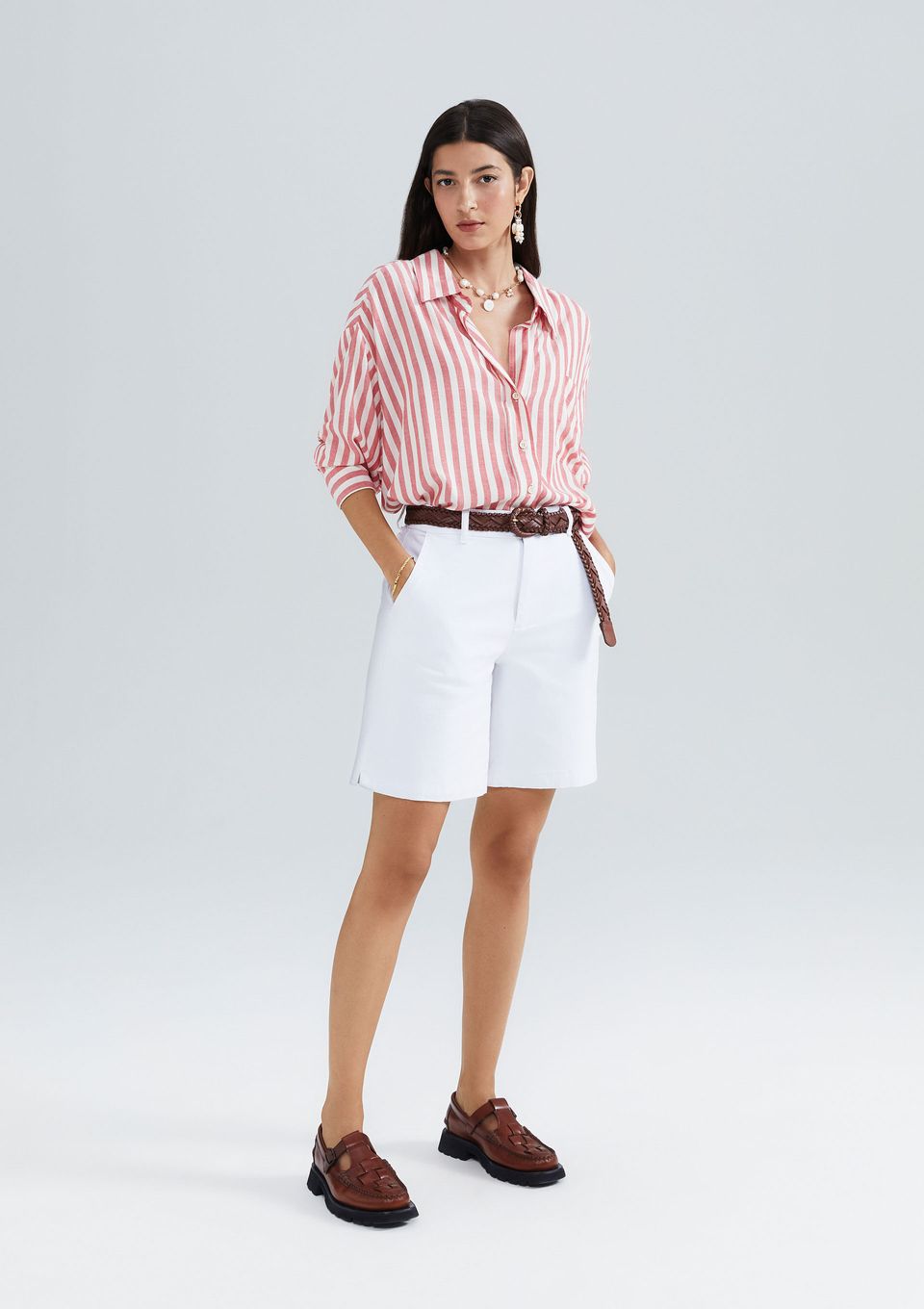 Bermuda Básica Feminina Chino Cintura Média em Sarja - Branco