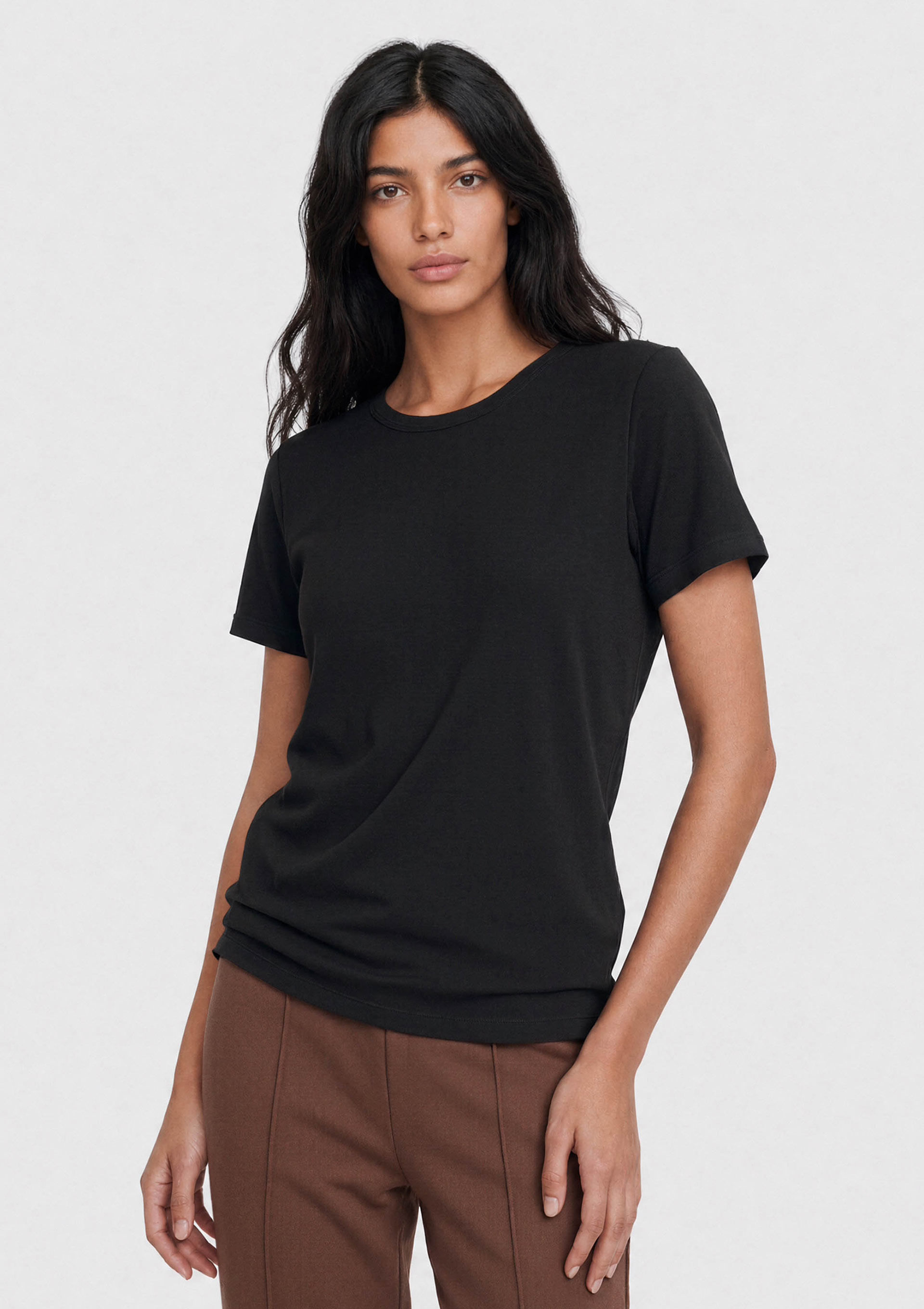 Camiseta Feminina Manga Curta Segunda Pele Hering Aquece - Preto