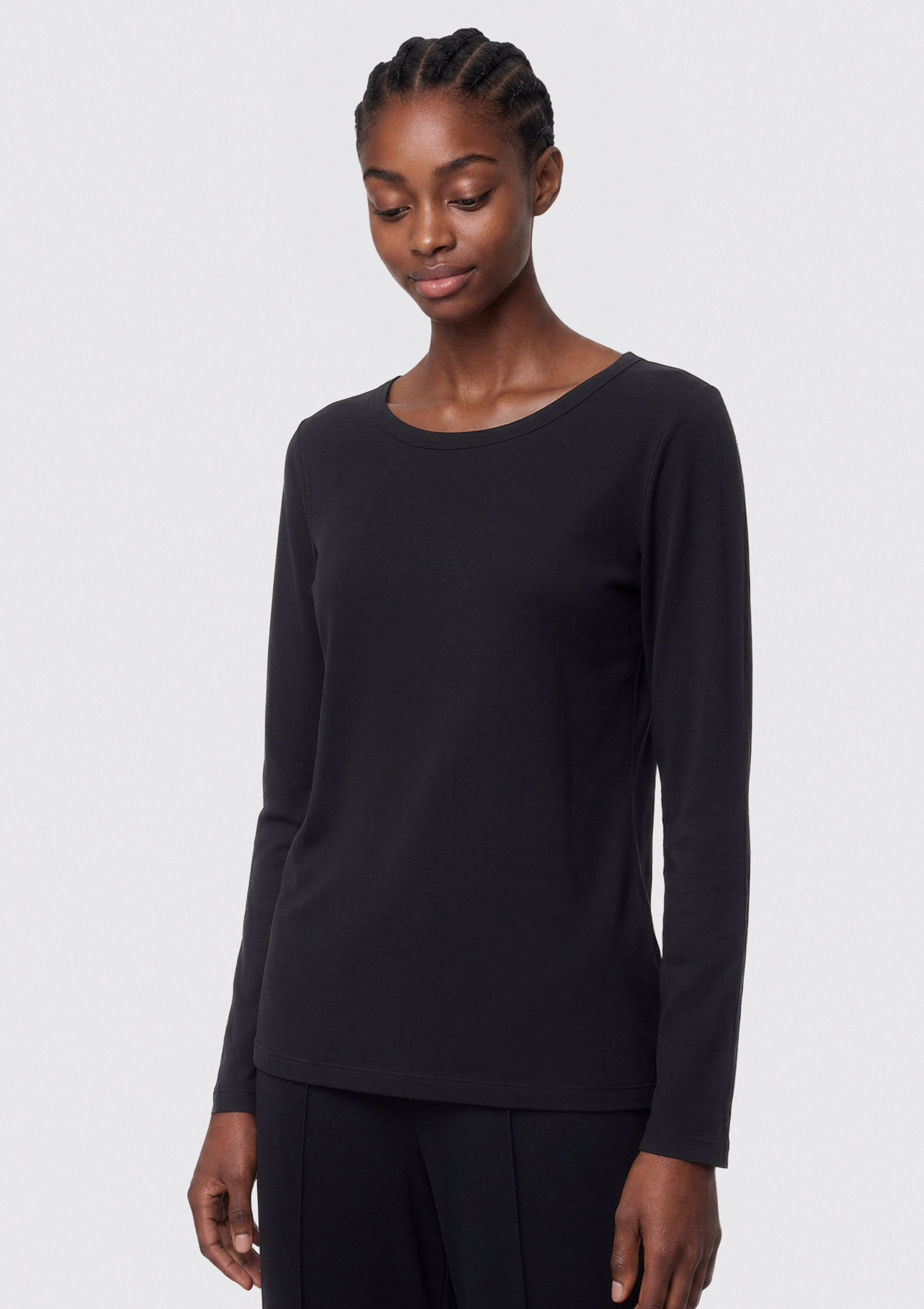 Camiseta Feminina Manga Longa Decote Canoa Segunda Pele Hering Aquece - Preto