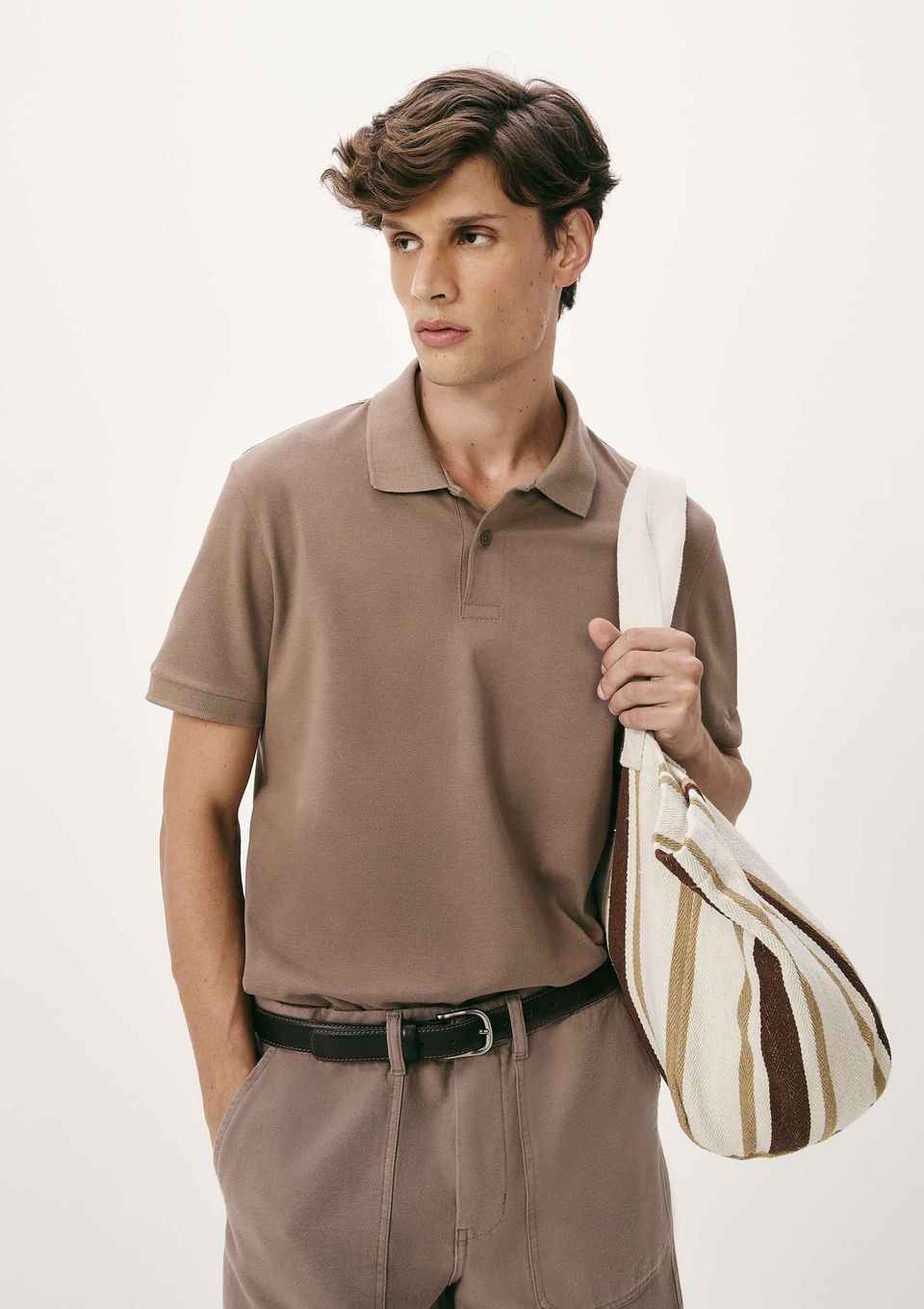 Camisa Polo Básica Masculina Manga Curta em Piquet - Marrom