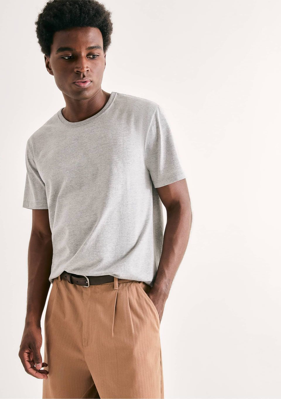 Camiseta Básica Masculina Manga Curta Slim - Cinza
