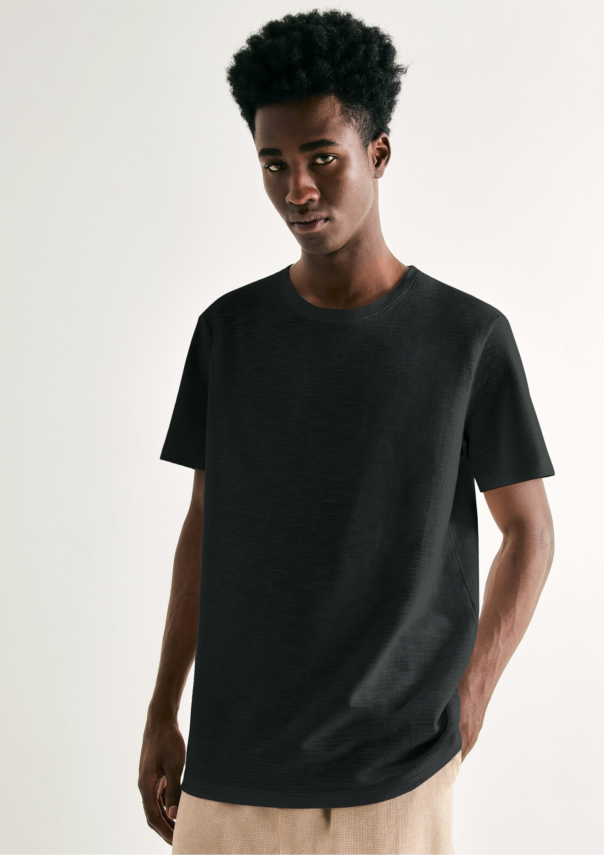 Camiseta Masculina Texturizada Regular - Preto