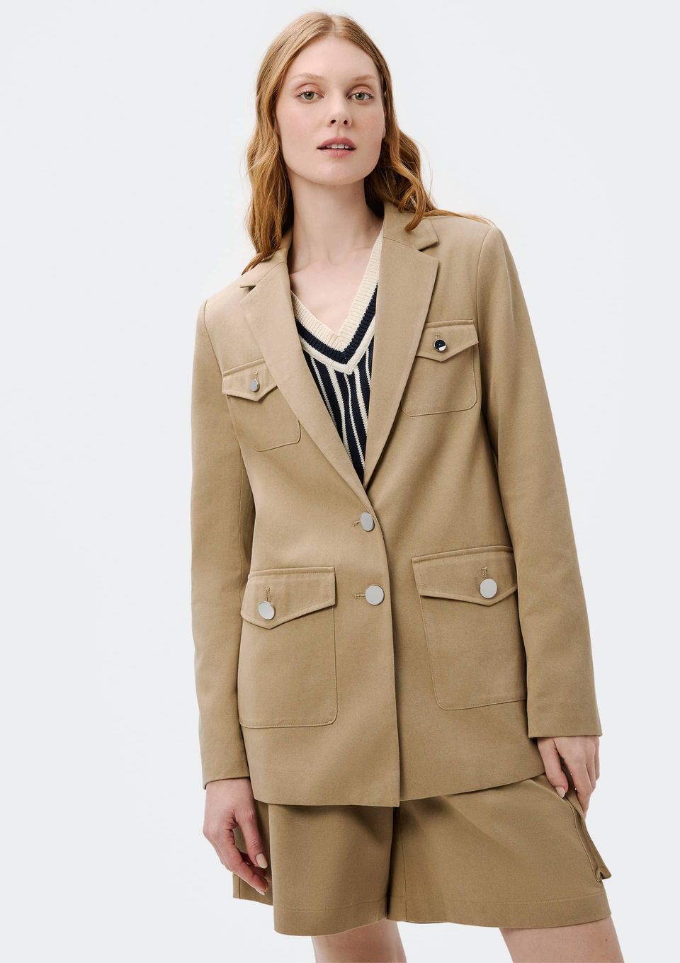 Blazer Feminino com Bolsos - Bege