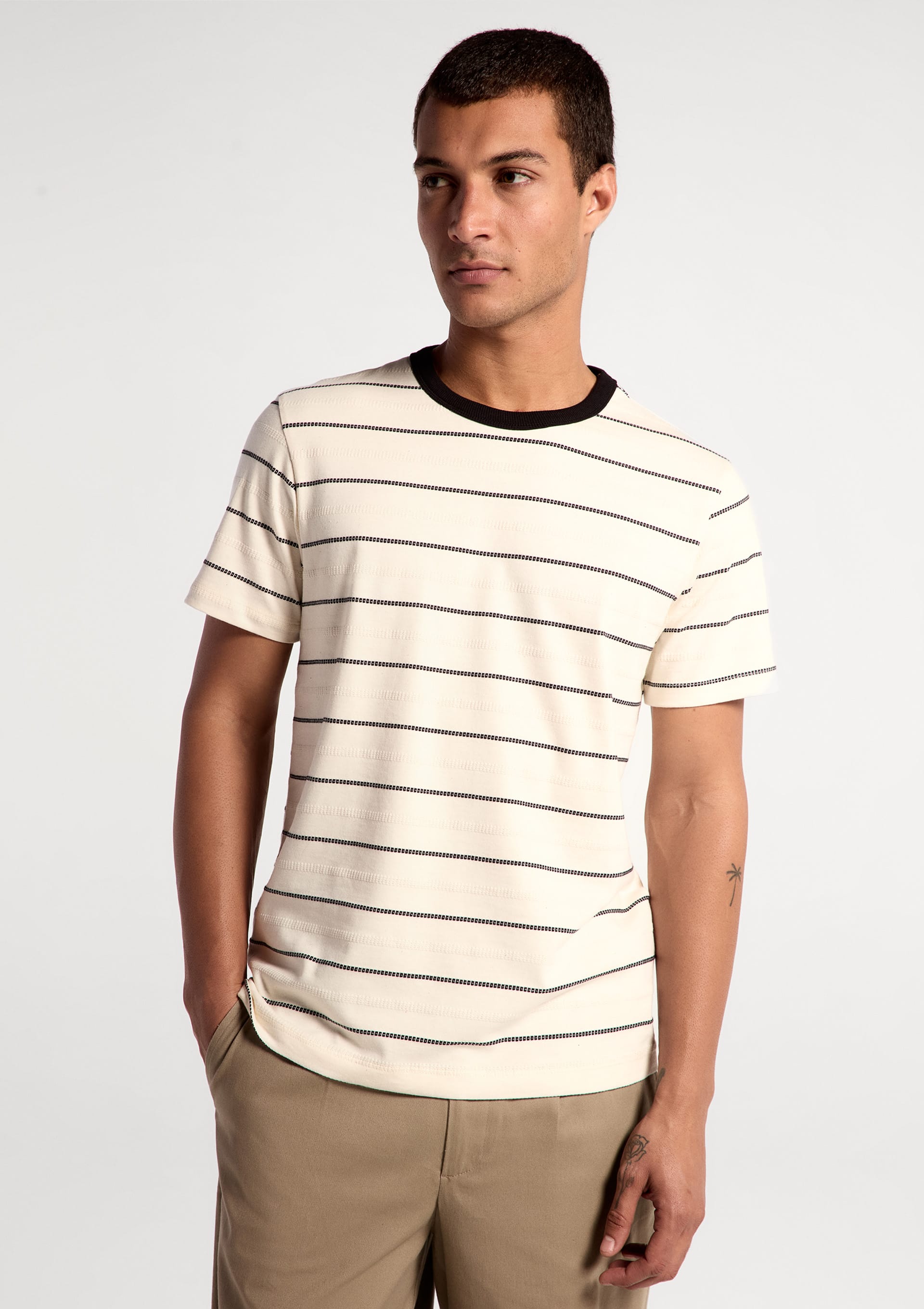 Camiseta Masculina Manga Curta Fio Tinto Listrada - Off white