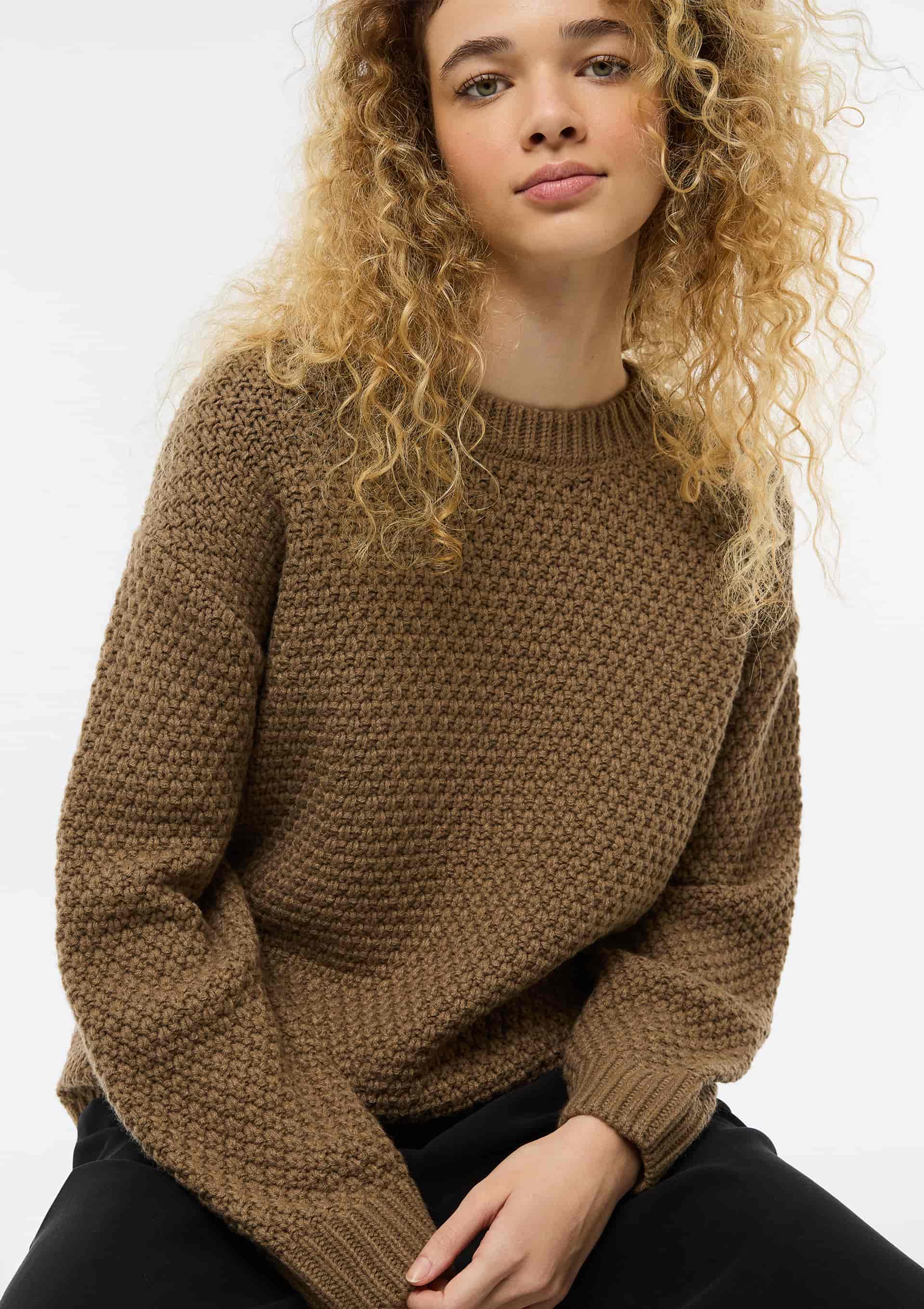 Blusão Feminino Em Tricô Texturizado - Marrom