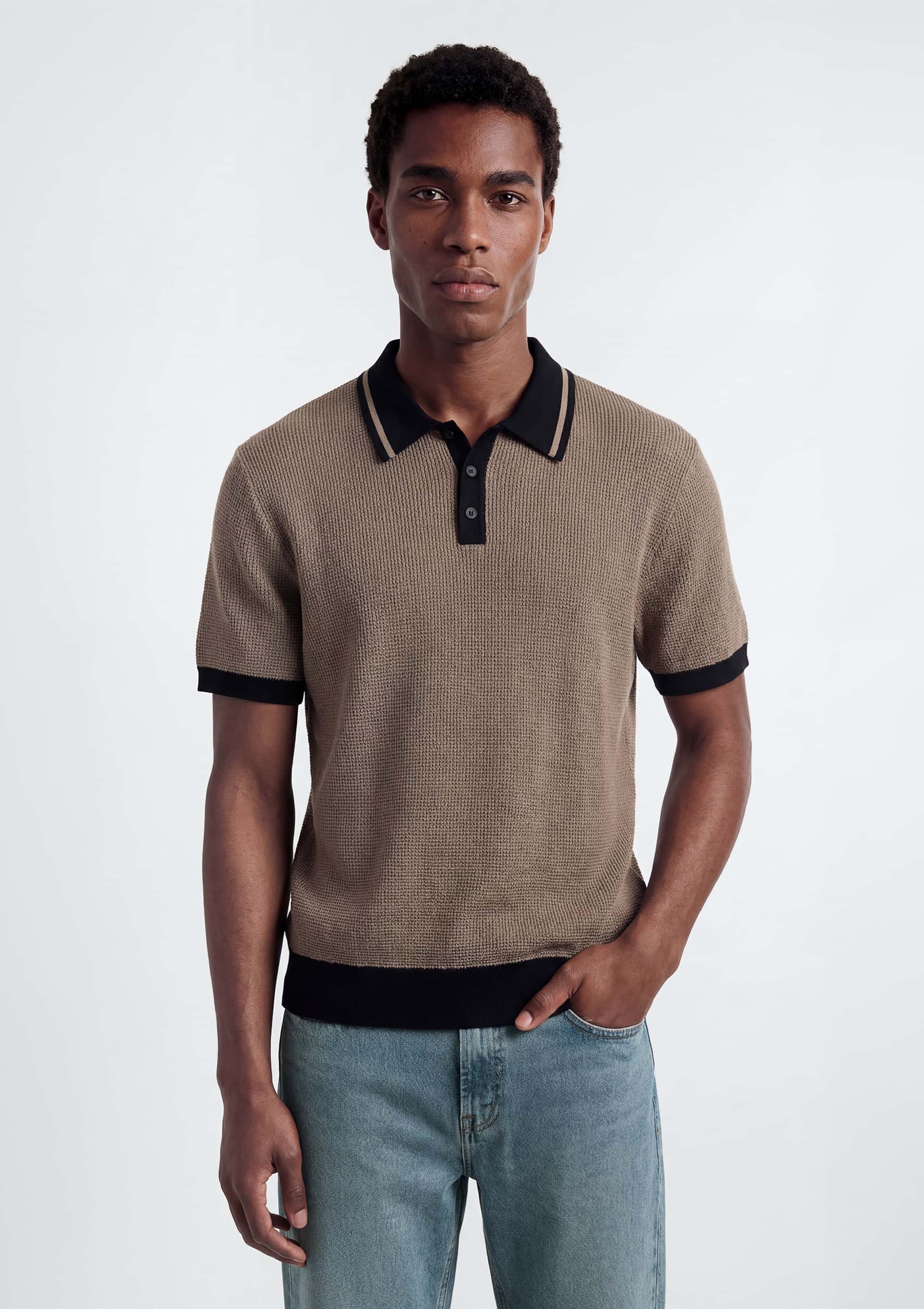 Polo Masculina em Tricô Texturizado - Marrom — Hering