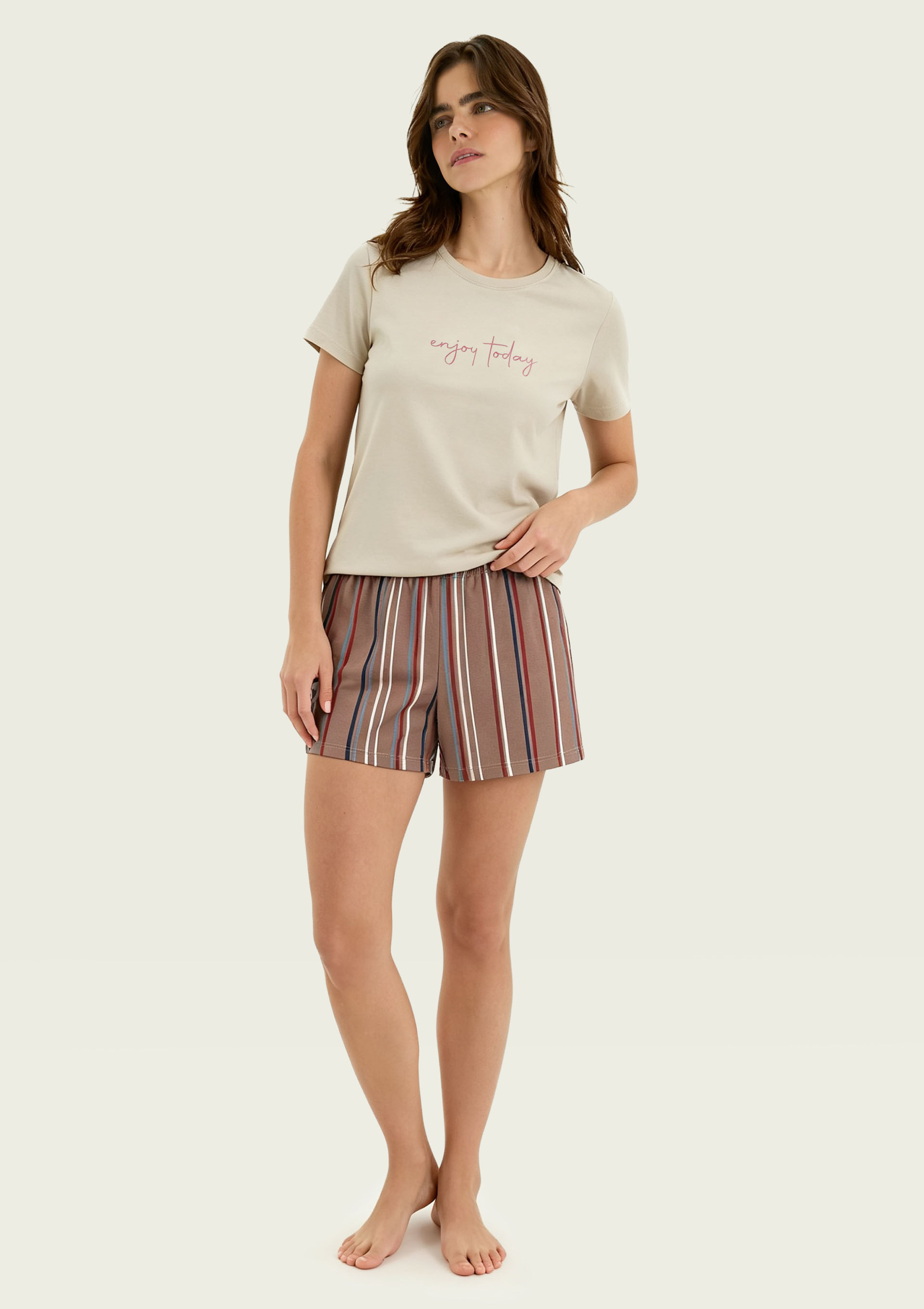 Pijama Curto Feminino Estampado - Off white