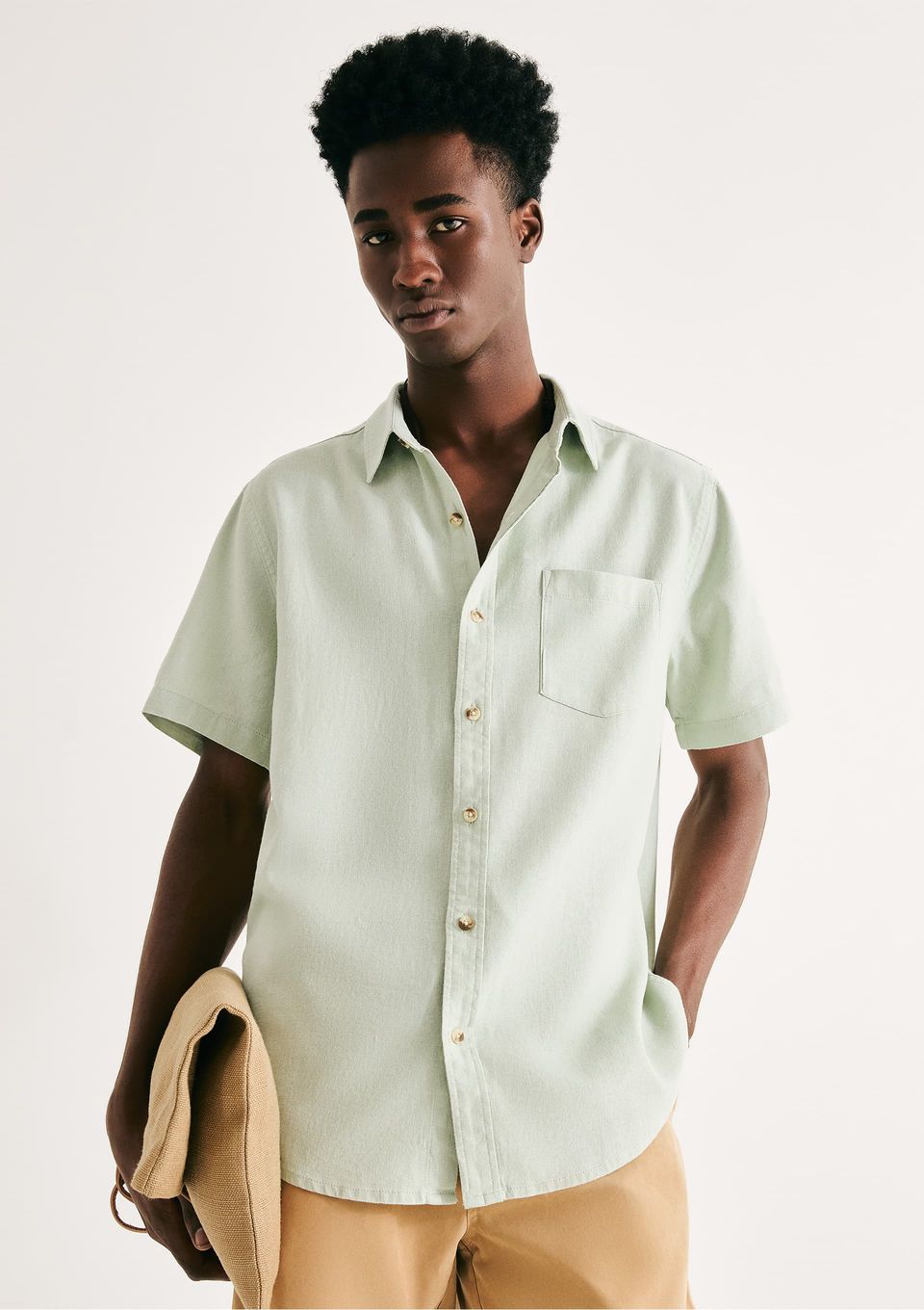 Camisa Básica Masculina Manga Curta em Linho - Verde