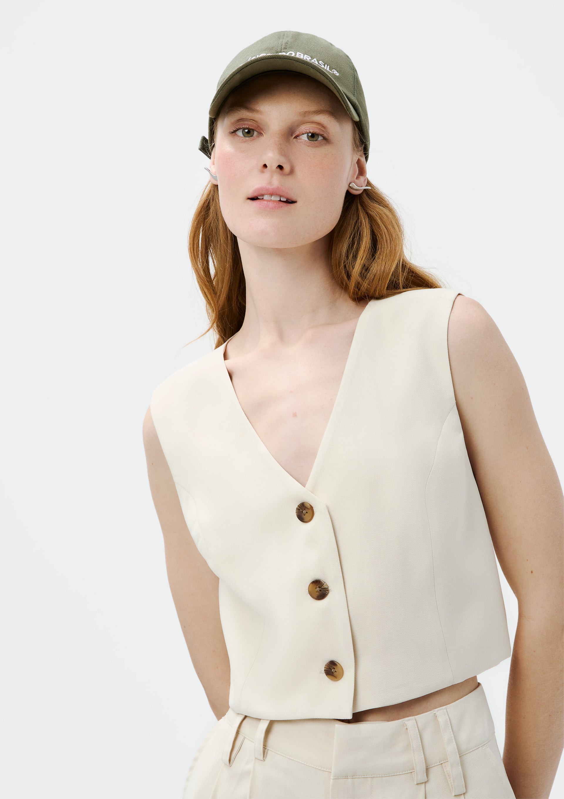 Colete Feminino Cropped em Viscose - Creme — Hering