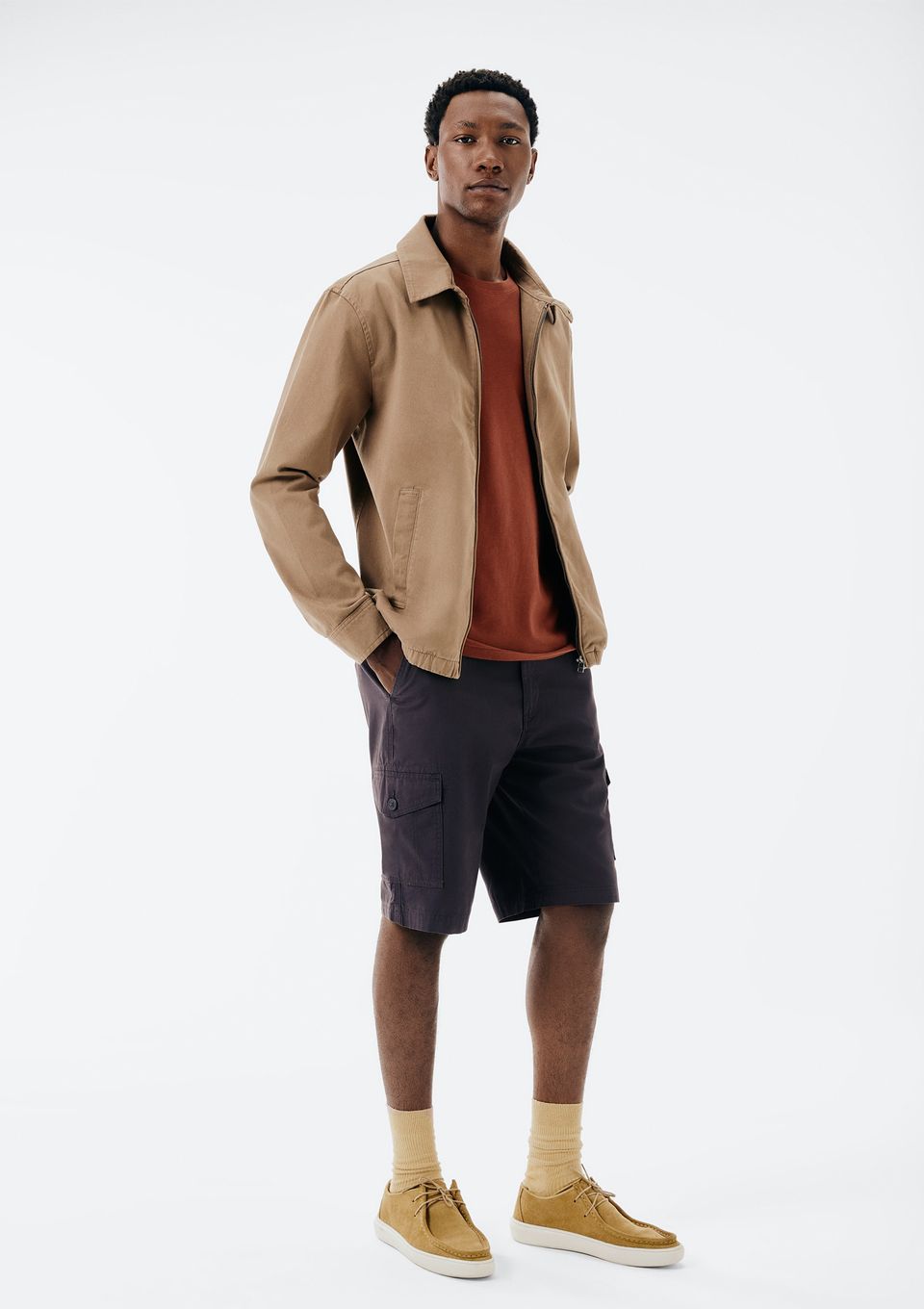 Bermuda Básica Masculina Cargo em Sarja - Cinza