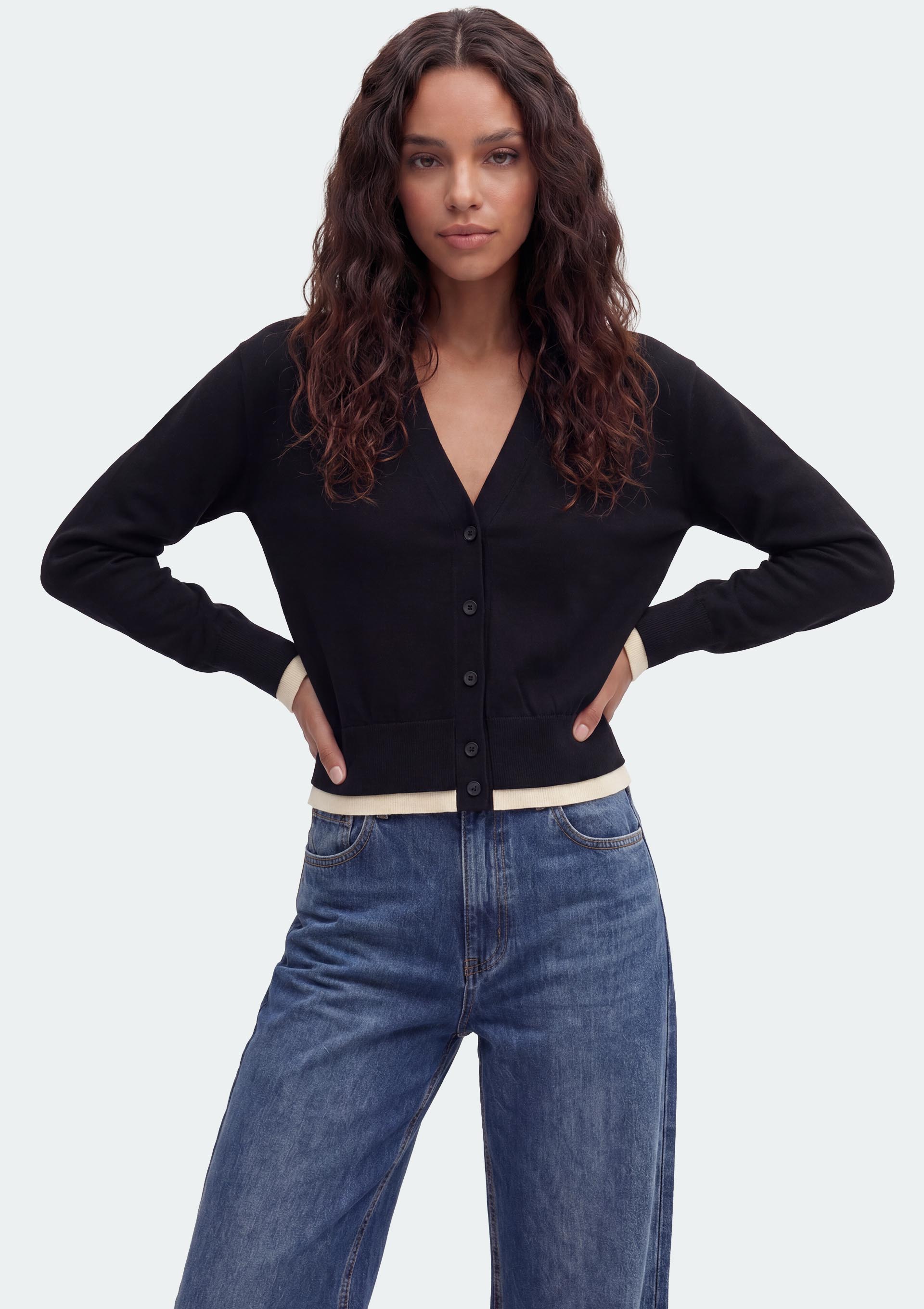 Cardigan Feminino Em Tricô - Preto