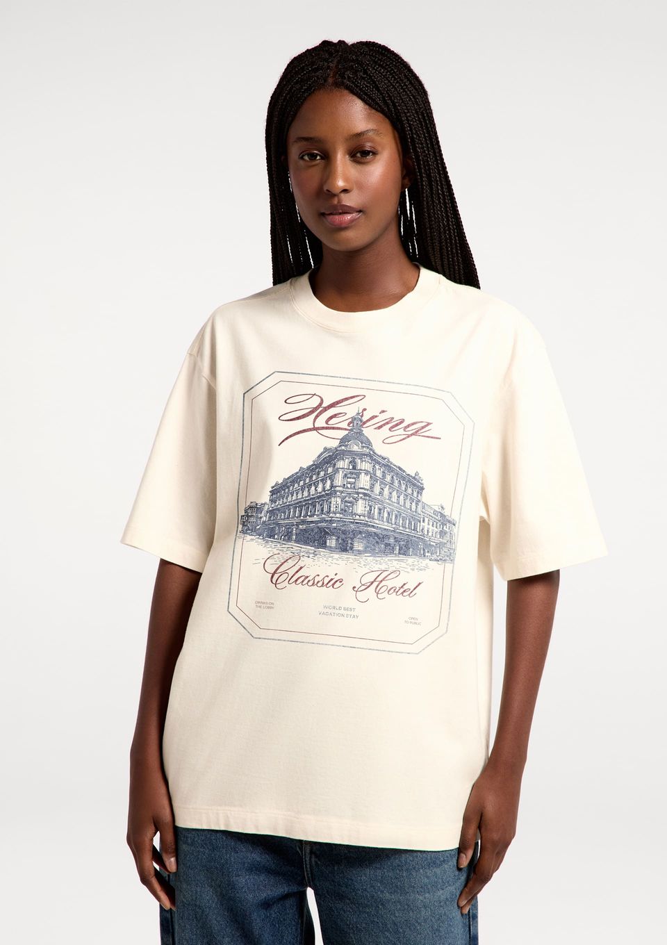 Camiseta Feminina Manga Curta Oversized - Creme