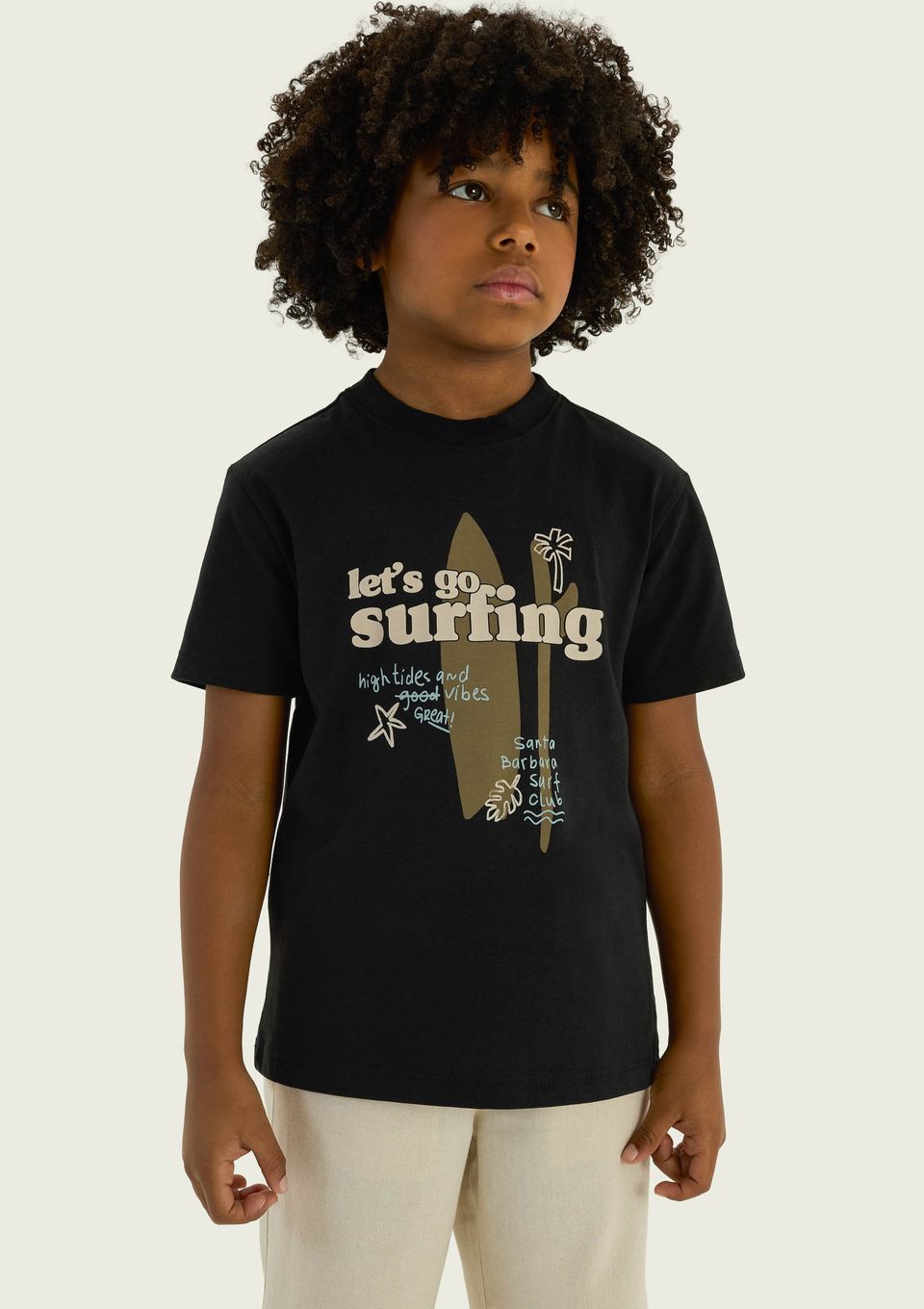 Camiseta Infantil Menino Manga Curta com Estampa - Preto