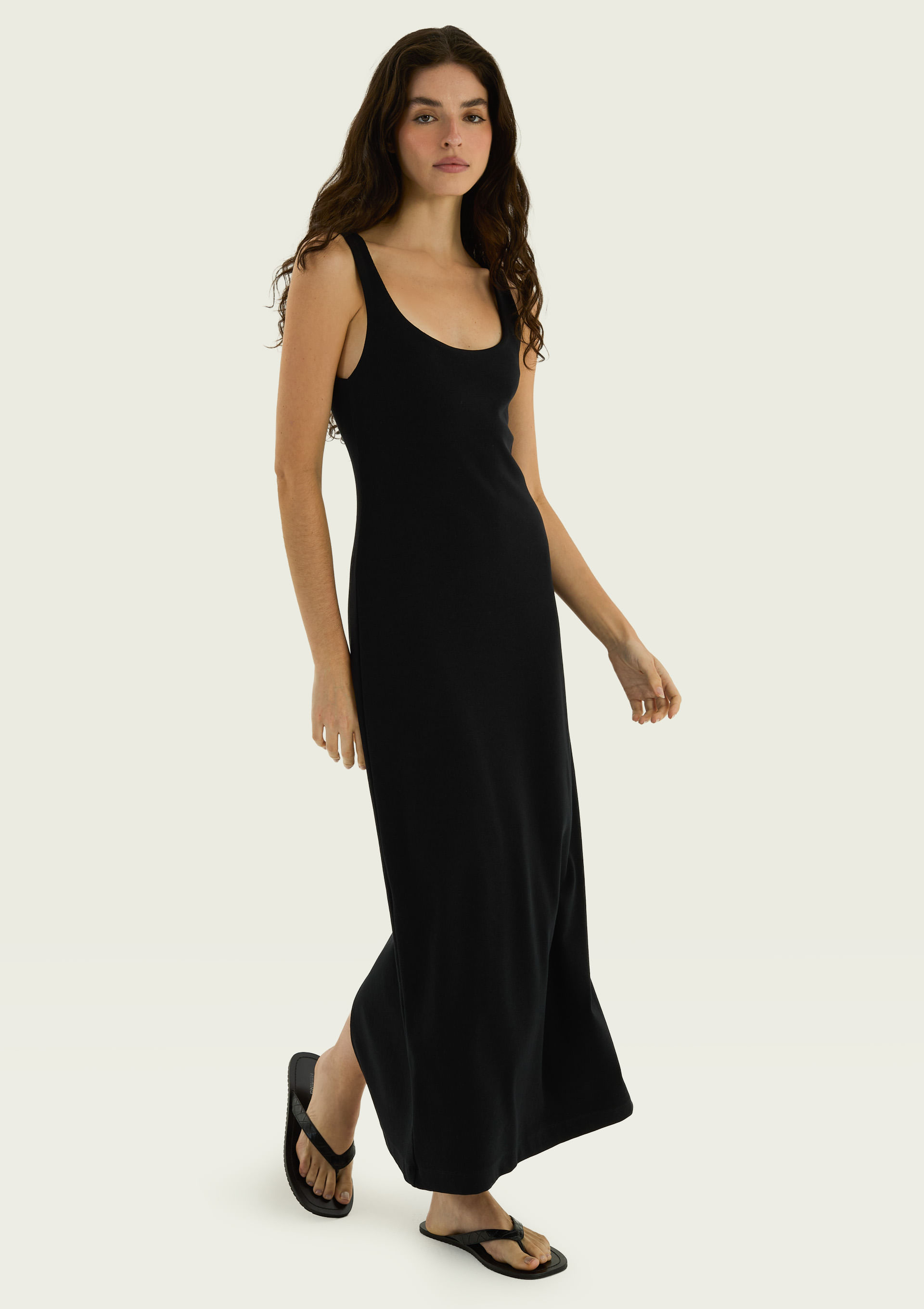 Vestido Midi Em Ribana Ultrasoft - Preto
