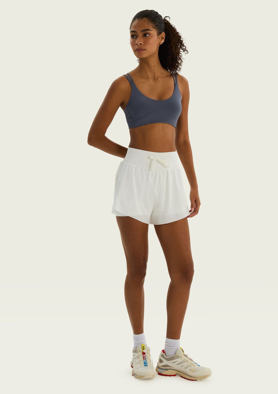 Shorts Esportivo Feminino Duplo - Off White
