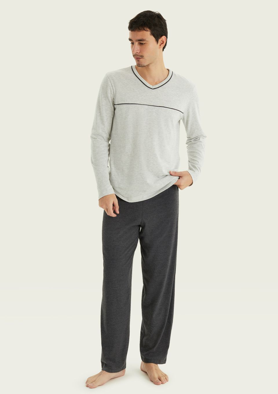 Pijama Masculino Longo com Decote V - Cinza