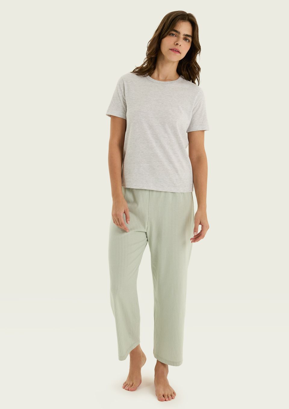 Pijama Longo Feminino Estampado Sênior - Cinza