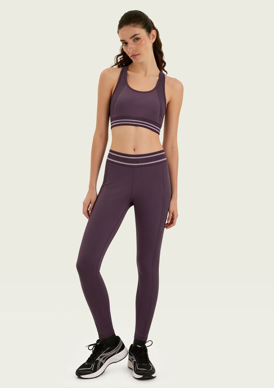 Calca Legging Esportiva Feminina em Poliamida - Vinho