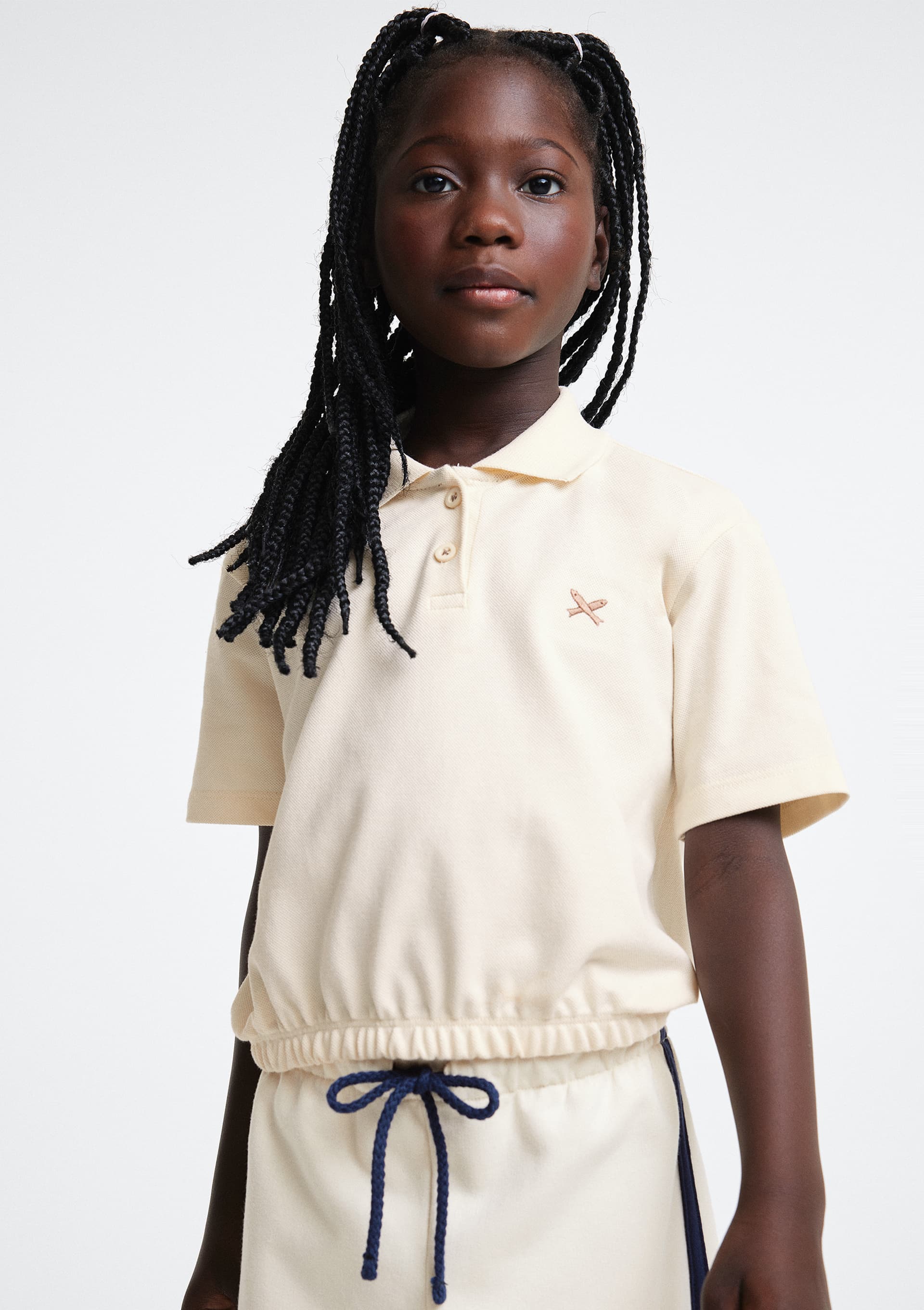 Polo Infantil Menina Manga Curta com Bordado - Creme — Hering