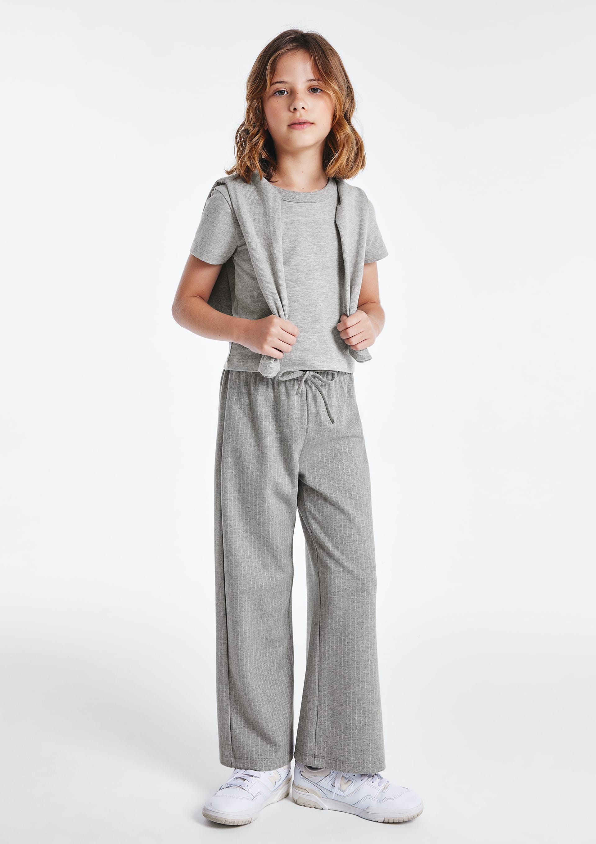 Calça Infantil Menina Wide Leg Risca de Giz - Cinza — Hering