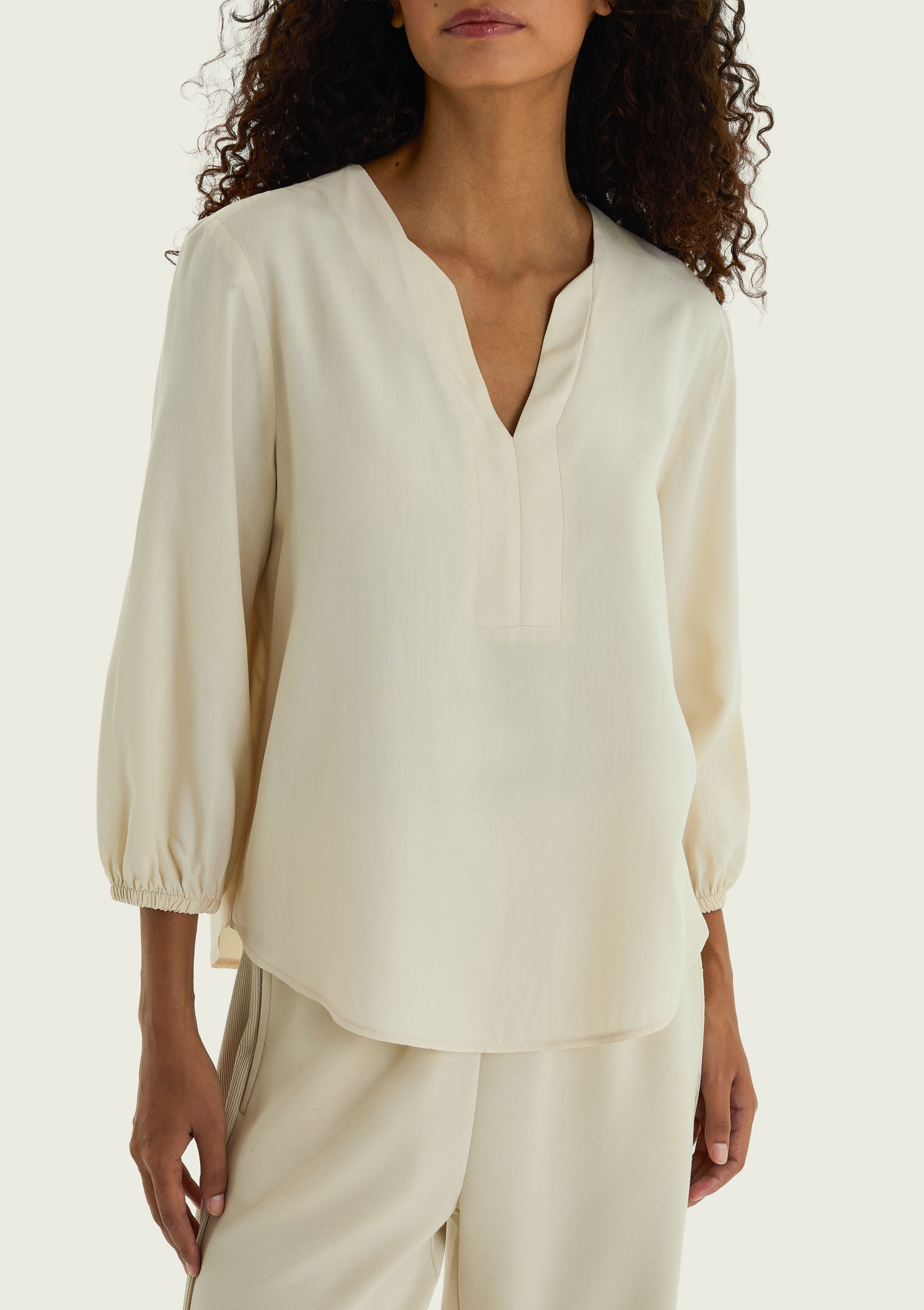 Blusa Feminina Manga 7/8 Em Viscose - Off white
