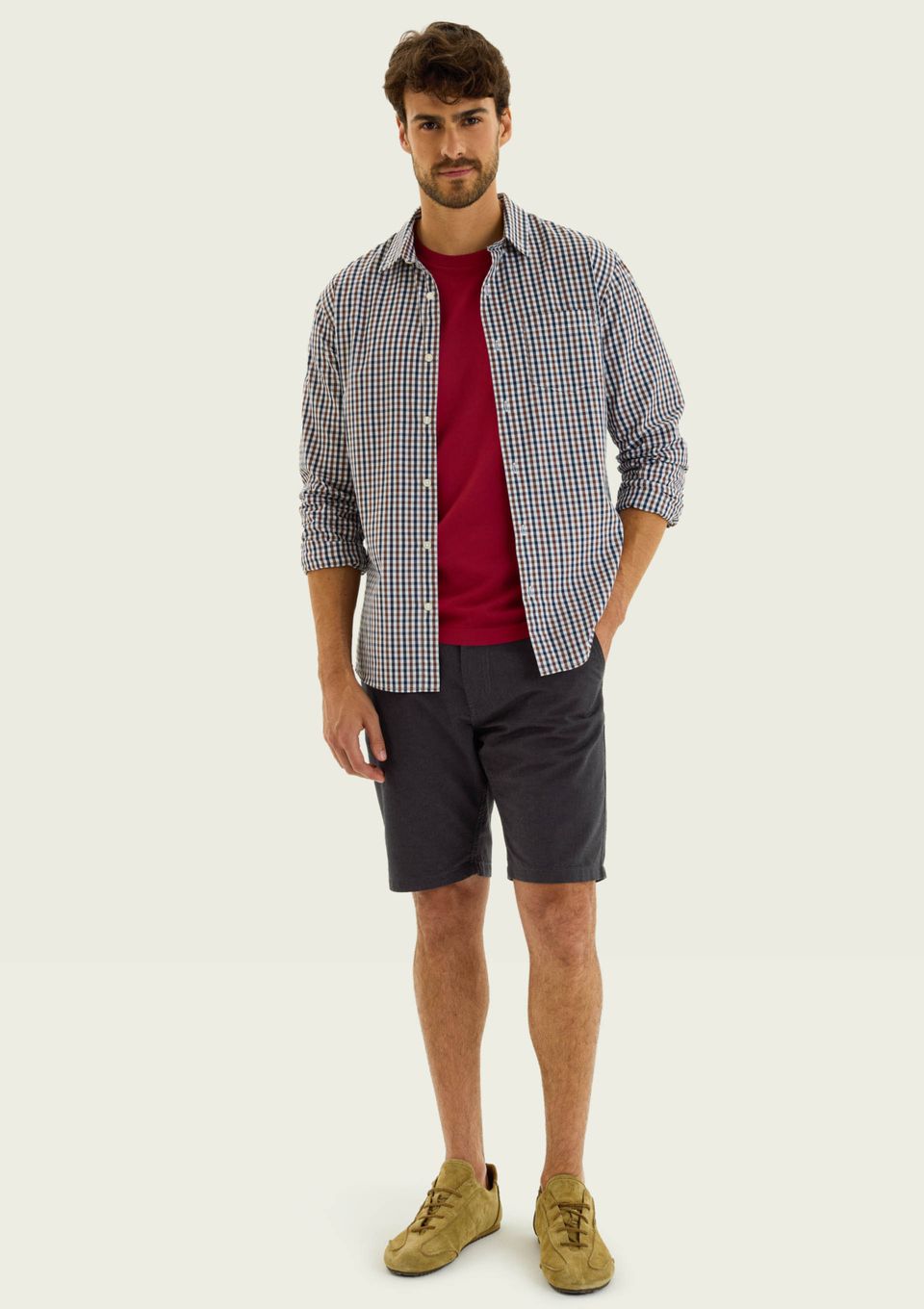Camiseta Básica Masculina World com Bordado - Vermelho