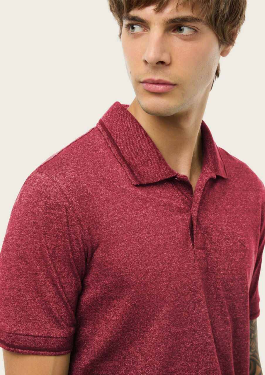 Camisa Polo Básica Masculina em Malha Texturizada - Vinho