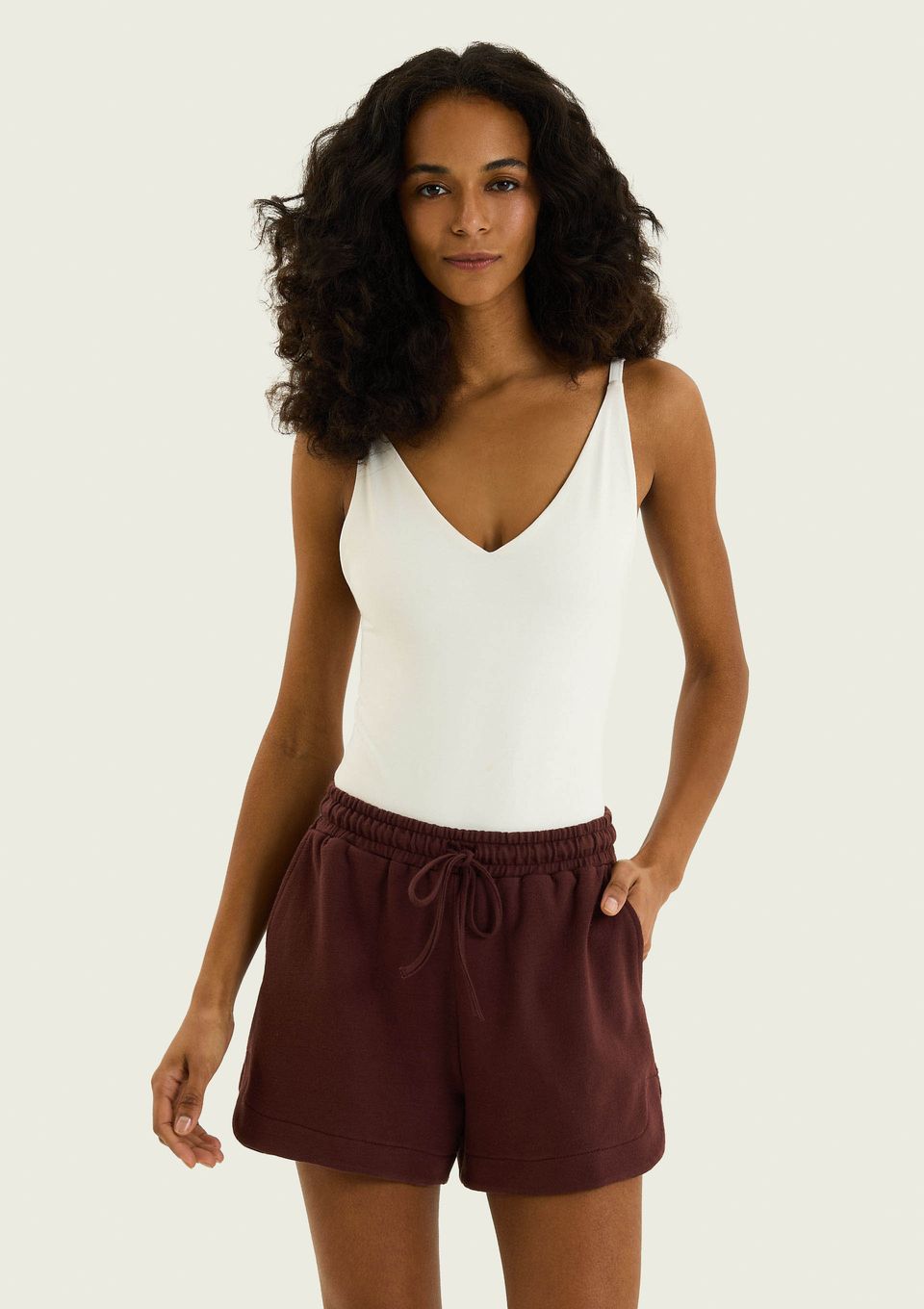 Shorts Feminino Reto Texturizado - Vinho