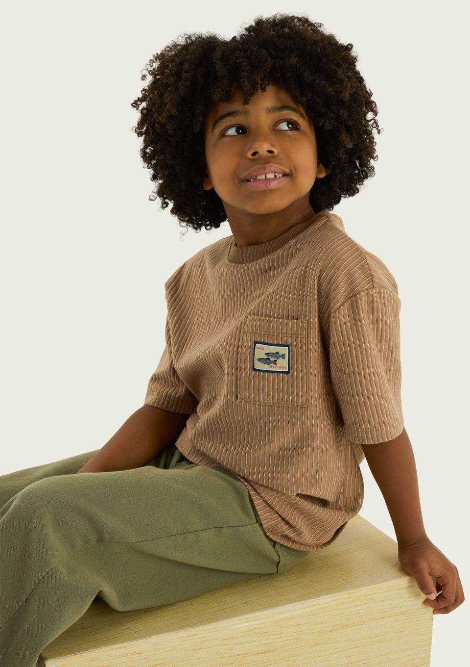 Camiseta Infantil Menino em Malha Fio Tinto - Marrom