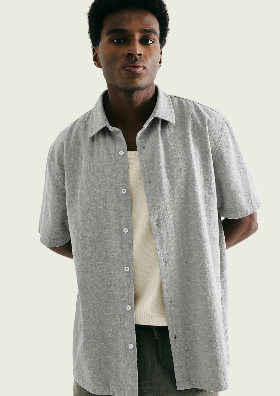Camisa Masculina Manga Curta com Linho - Cinza