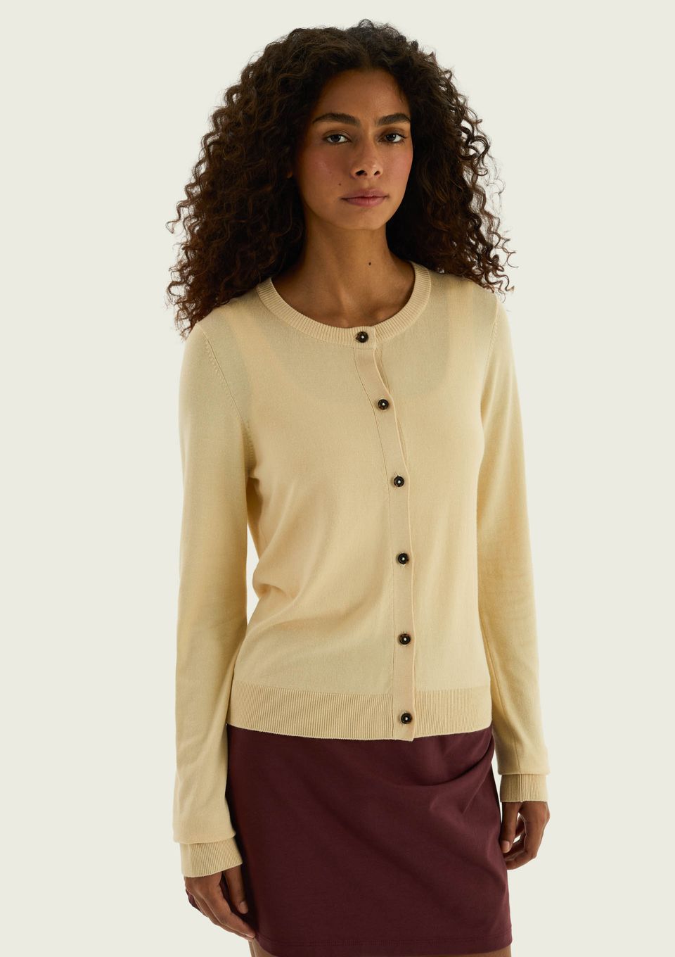 Cardigan Feminino em Tricô Leve - Bege