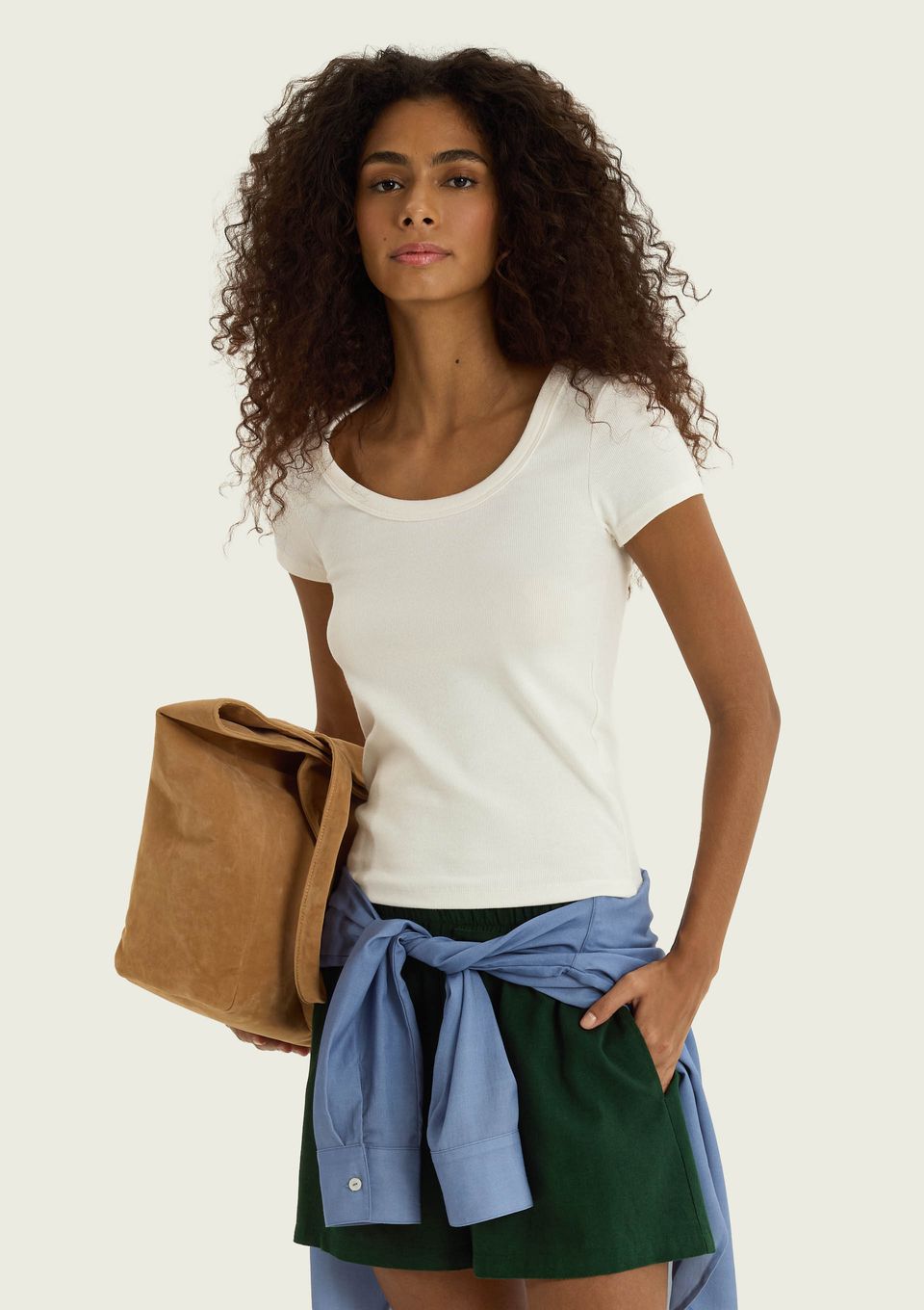 Camiseta Feminina Slim Decote U em Ribana - Off White