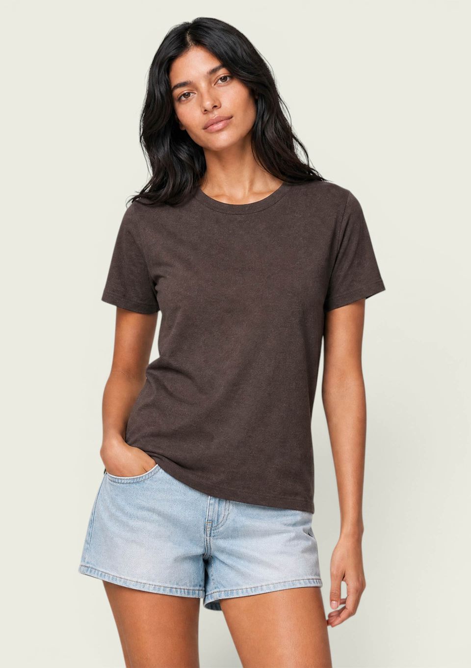 Camiseta Feminina Manga Curta Texturizada - Marrom