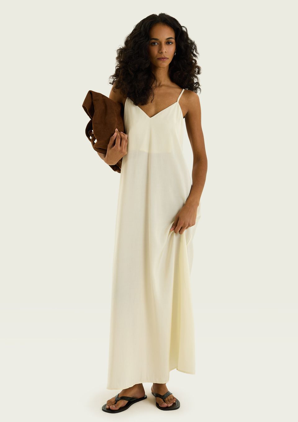 Vestido Midi Decote V em Modal - Amarelo