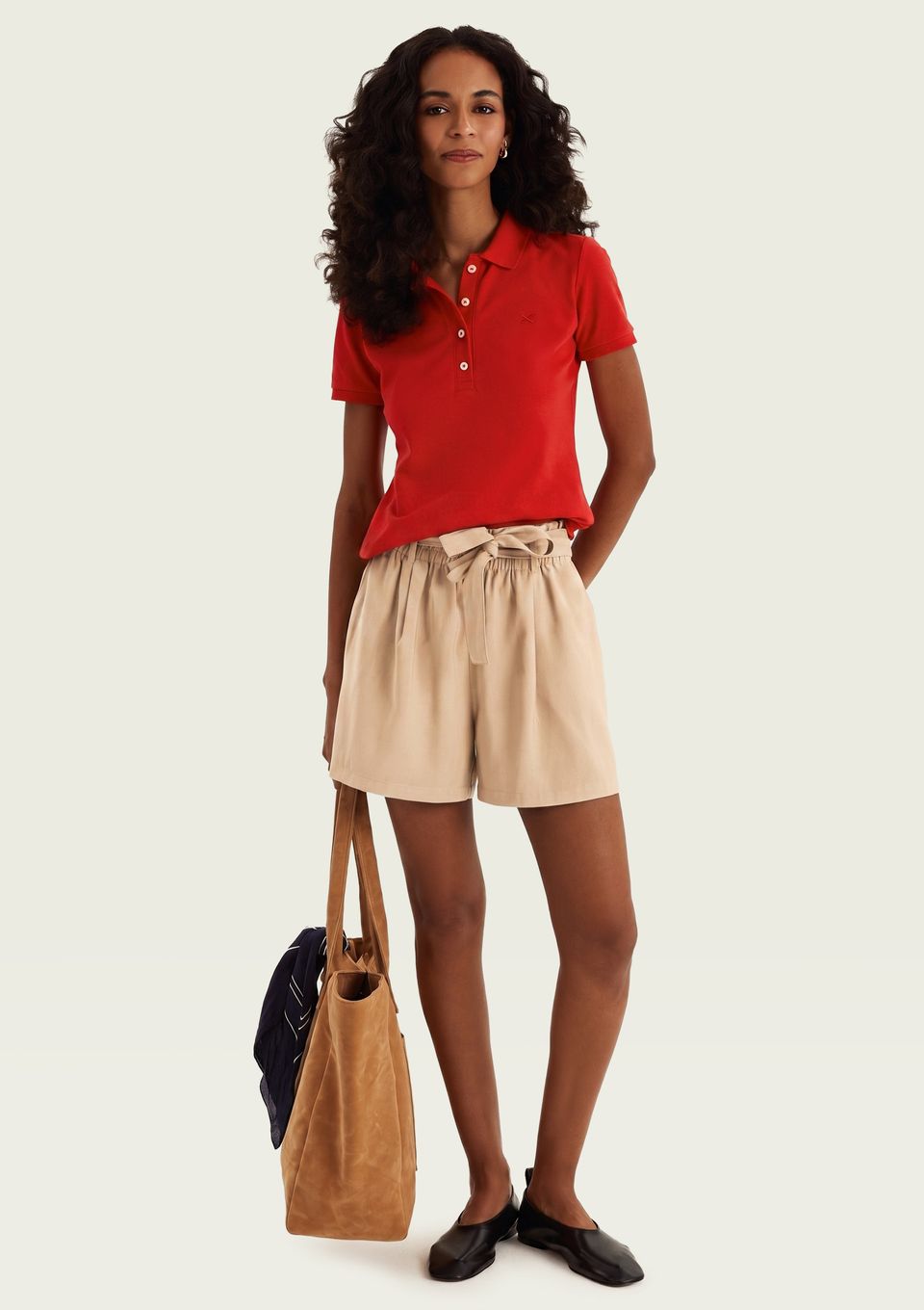Shorts Feminino Reto com Amarração - Bege