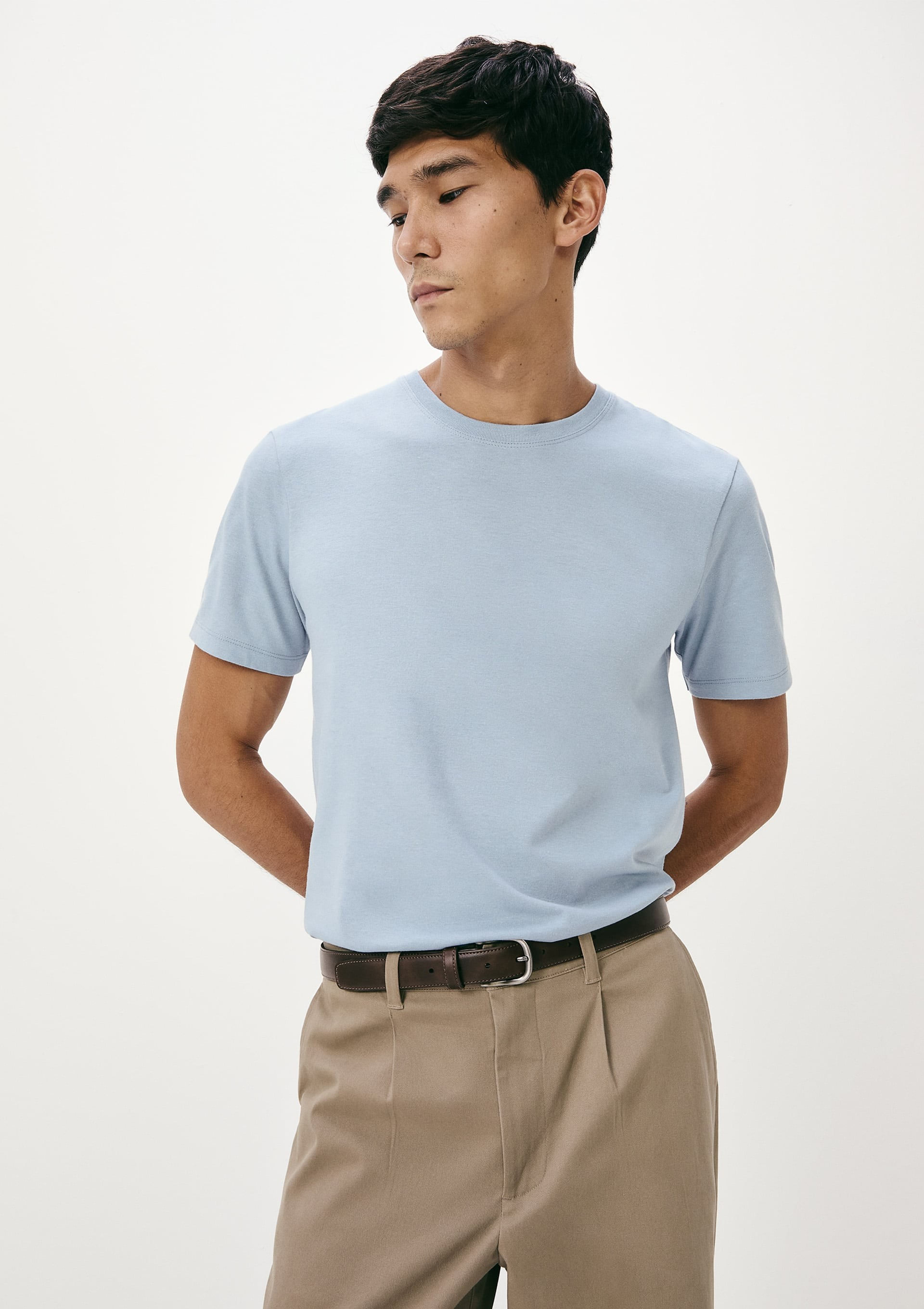Camiseta Básica Unissex Manga Curta World - Azul — Hering