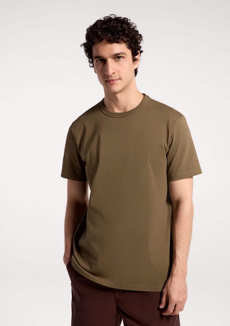 Camiseta Básica Masculina Areia em Algodão Peruano - Verde