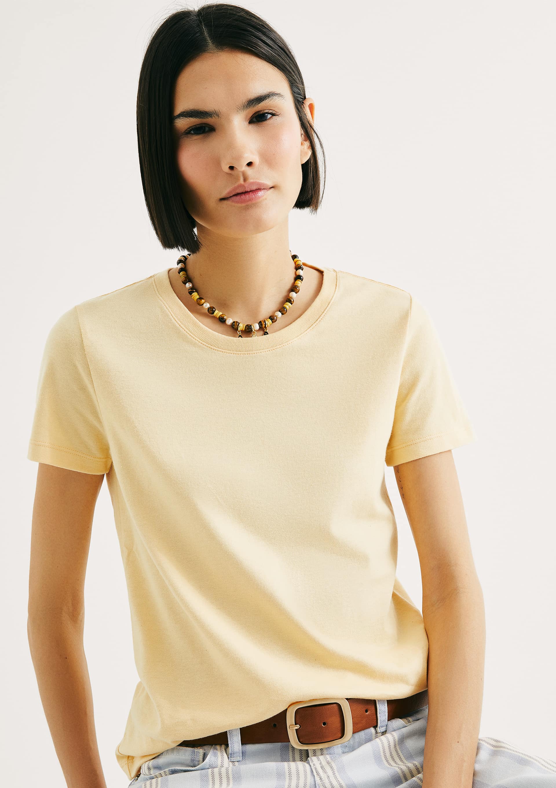 Camiseta Básica Feminina Slim World - Amarelo — Hering