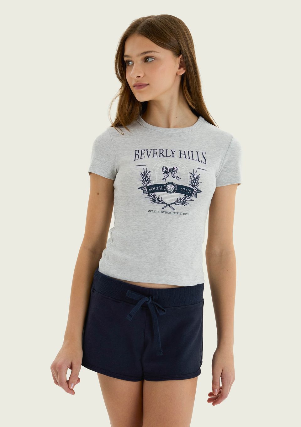 Camiseta Teen Manga Curta com Estampa - Cinza