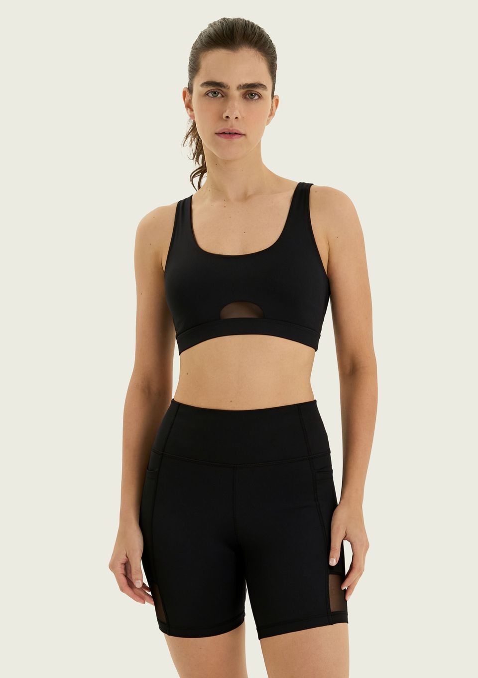 Bermuda Esportiva Feminina Elastizada - Preto