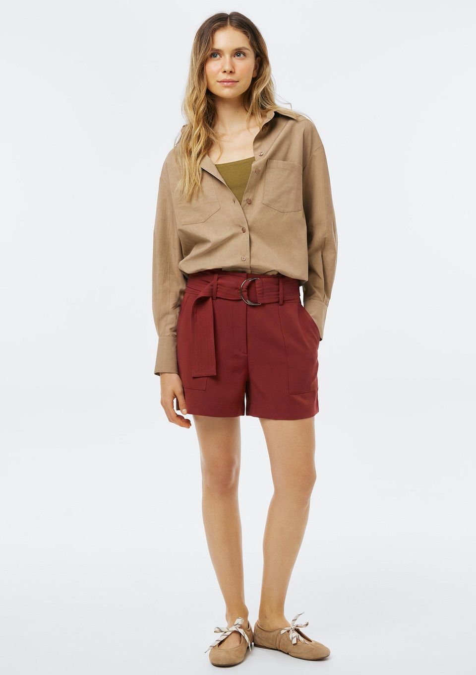 Shorts Feminino com Cinto Peach Touch - Vermelho