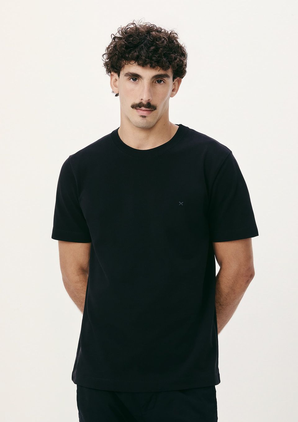 Camiseta Masculina em Malha Piquet Pima - Preto