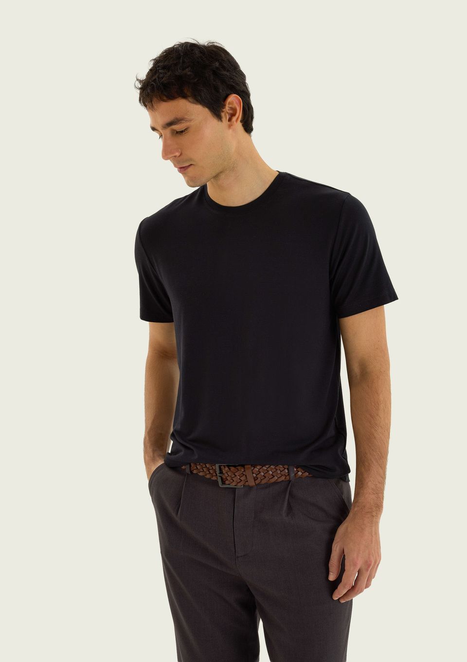 Camiseta Masculina Slim em Malha Tech - Preto