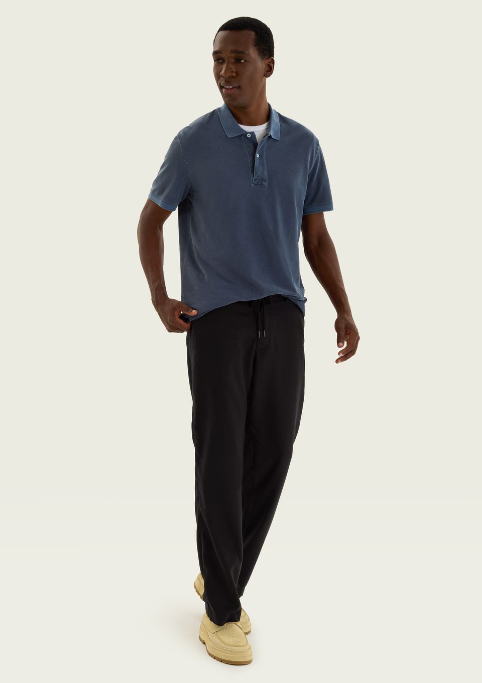 Calça Masculina Reta em Linho - Preto